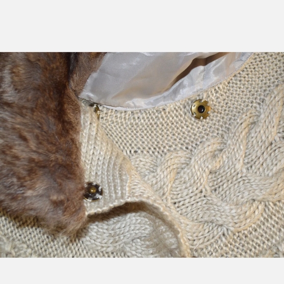 CYNTHIA ROWLEY Knit Sweater Vest Faux Fur Collar Size XS - Picture 5 of 8